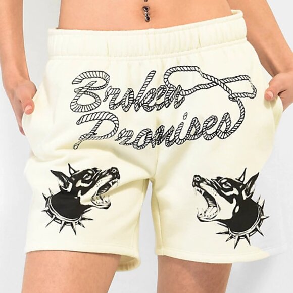 NWOT Broken Promises Cream Lasso Boyfriend Sweat Shorts (size M) - Picture 1 of 4